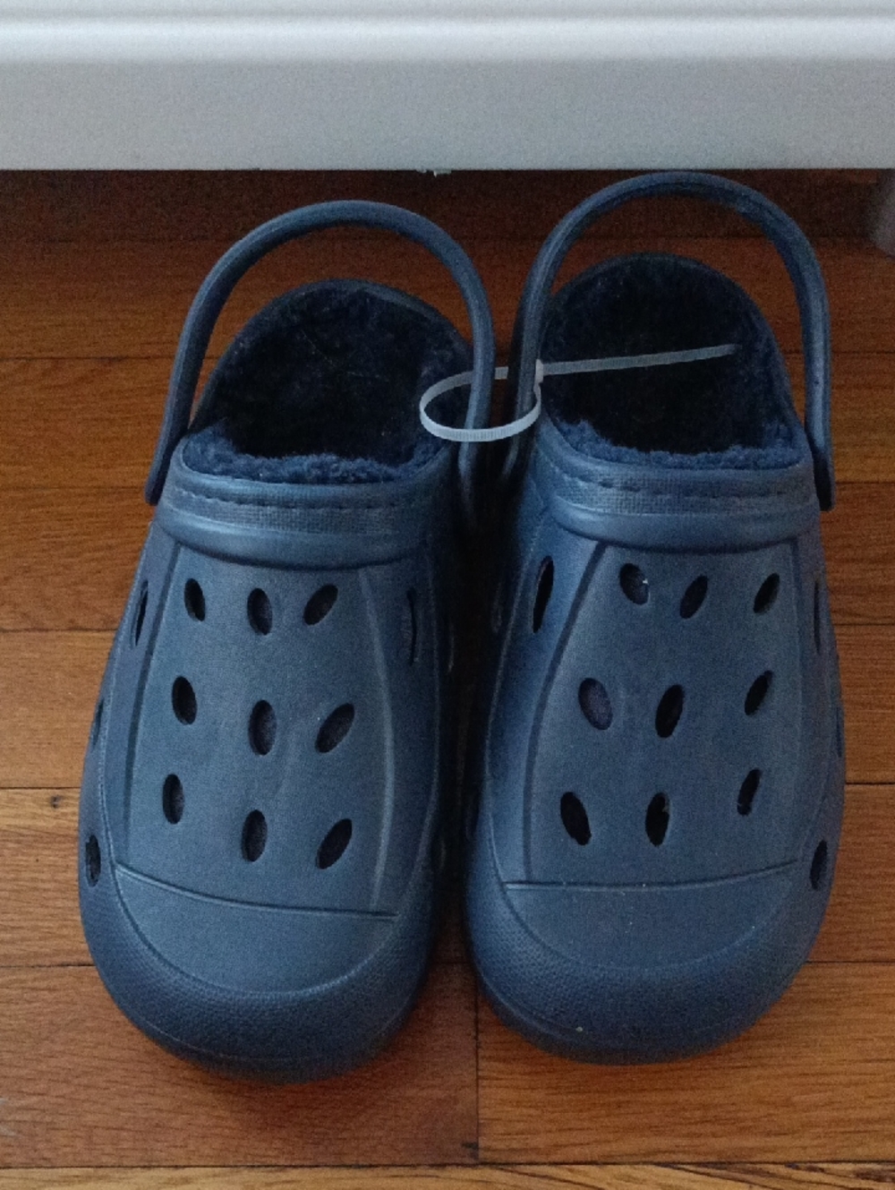 Kids Fleece-Lined Slip-On Clogs in Dark Blue